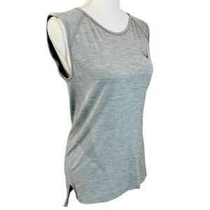 LUCAS HUGH London Gray Sleeveless Shirt Tank Top Size Large Yoga Running Workout